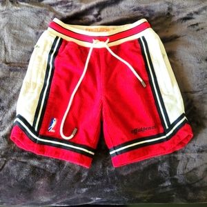 Effulgence Chicago Shorts  XS